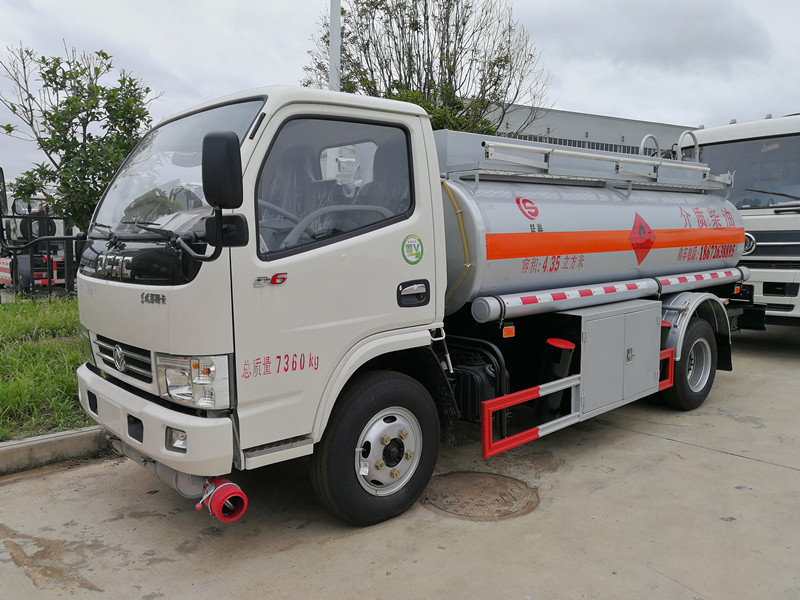 廈工楚勝油罐槽罐專用車廠家官網(wǎng)_移動加油站運油車_危險品液體運輸車改裝廠_鋁合金液罐運輸運油車價格_飛機加油越野油罐車_全地型四驅(qū)油罐加油車_殯葬殯儀車改裝廠_混凝土攪拌水泥罐車_液化氣運輸罐車圖片_廠家直銷二手國三國四油罐車礦區(qū)專用大馬力槽罐車 廈工楚勝油罐槽罐專用車廠家官網(wǎng)_移動加油站運油車_危險品液體運輸車改裝廠_鋁合金液罐運輸運油車價格_飛機加油越野油罐車_全地型四驅(qū)油罐加油車_殯葬殯儀車改裝廠_混凝土攪拌水泥罐車_液化氣運輸罐車圖片_廠家直銷二手國三國四油罐車礦區(qū)專用大馬力槽罐車